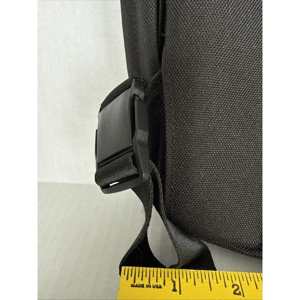 Herschel Supply Co Backpack Retreat Sling Bag 5L Black Nylon Strap Leather Trim